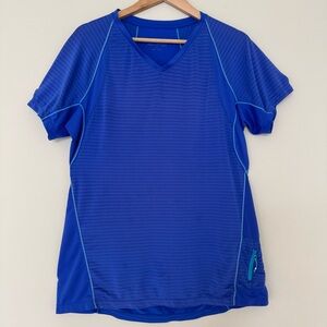 Women’s Blue Athletic T-Shirt. Striped with Pocket. Size Med. Semi-Fitted.